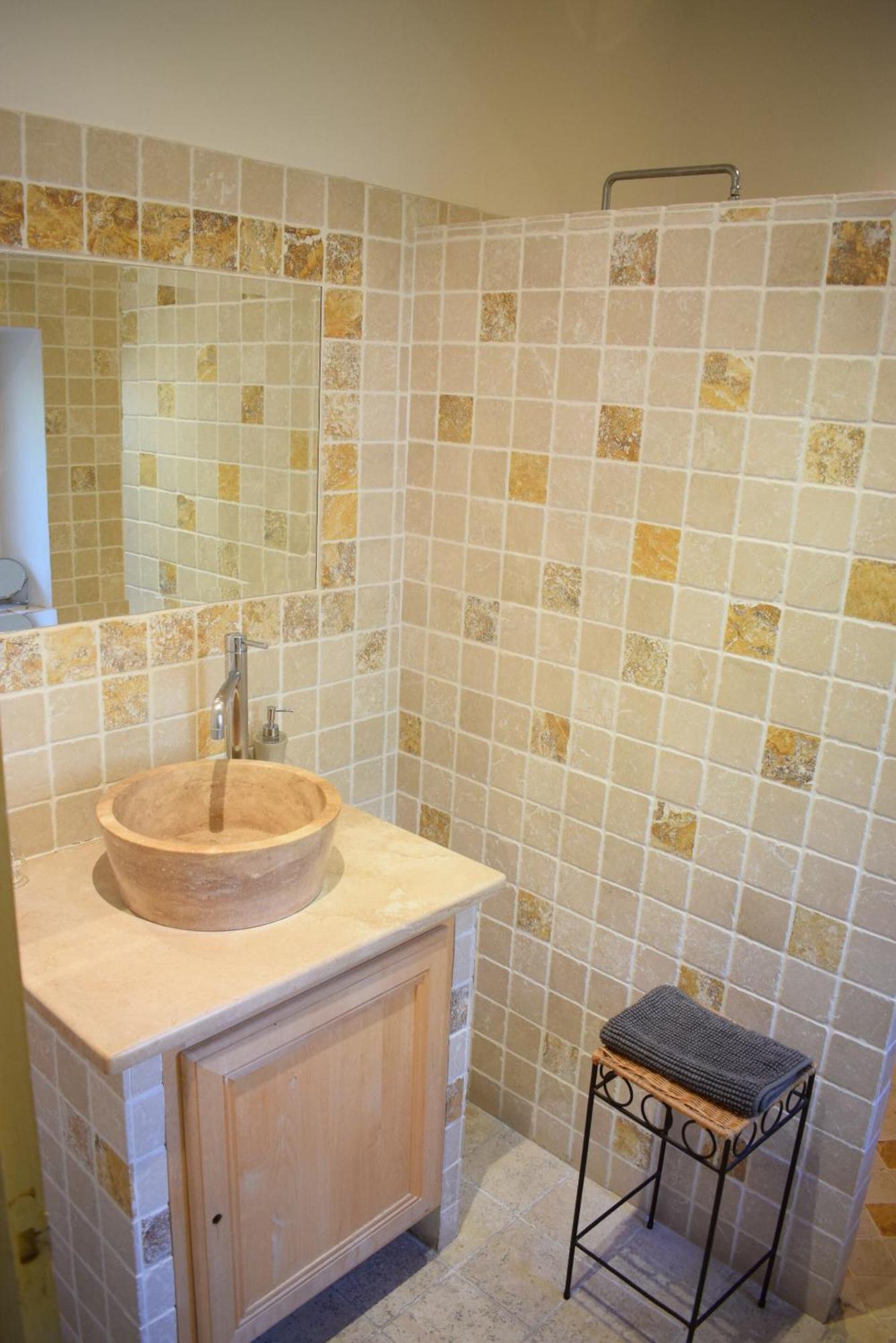 La Figuiere De Vaucluse Bed & Breakfast